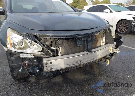 2015 Nissan Altima 2.5 S из США, поврежденный, VIN 1N4AL3AP5FC291472